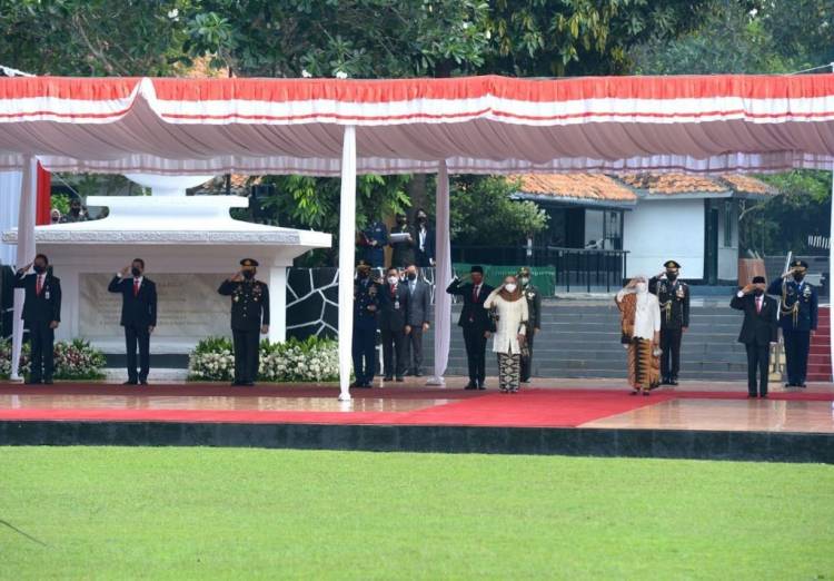  Panglima TNI Ikuti Upacara Hari Kesaktian Pancasila