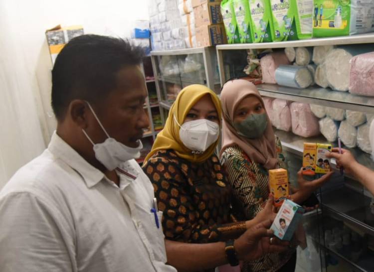 Larang Pemakaian Obat Sirup, Dinas Kesehatan Sidak Apotek Hingga Klinik