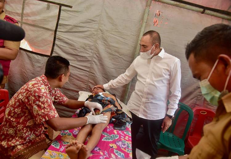  Warga Desa Bangkelang Serbu Layanan Bus Bakti Kesehatan Bermartabat