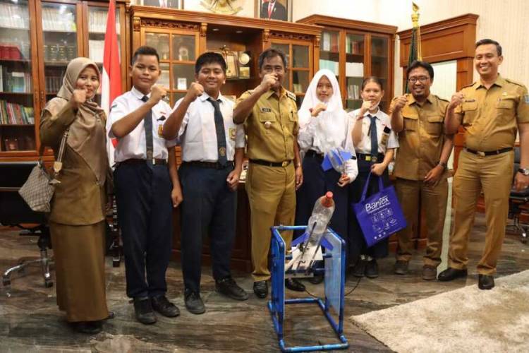 Walikota Binjai Terima Audiensi dari Tim Kompetisi Roket Air Nasional Asal Kota Binjai