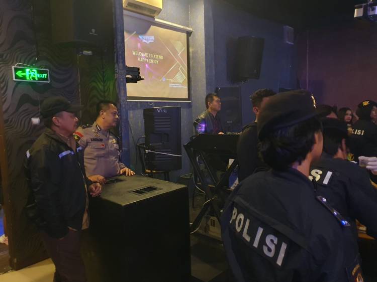 Sebanyak 14 Orang Terjaring Razia Tempat Hiburan Malam