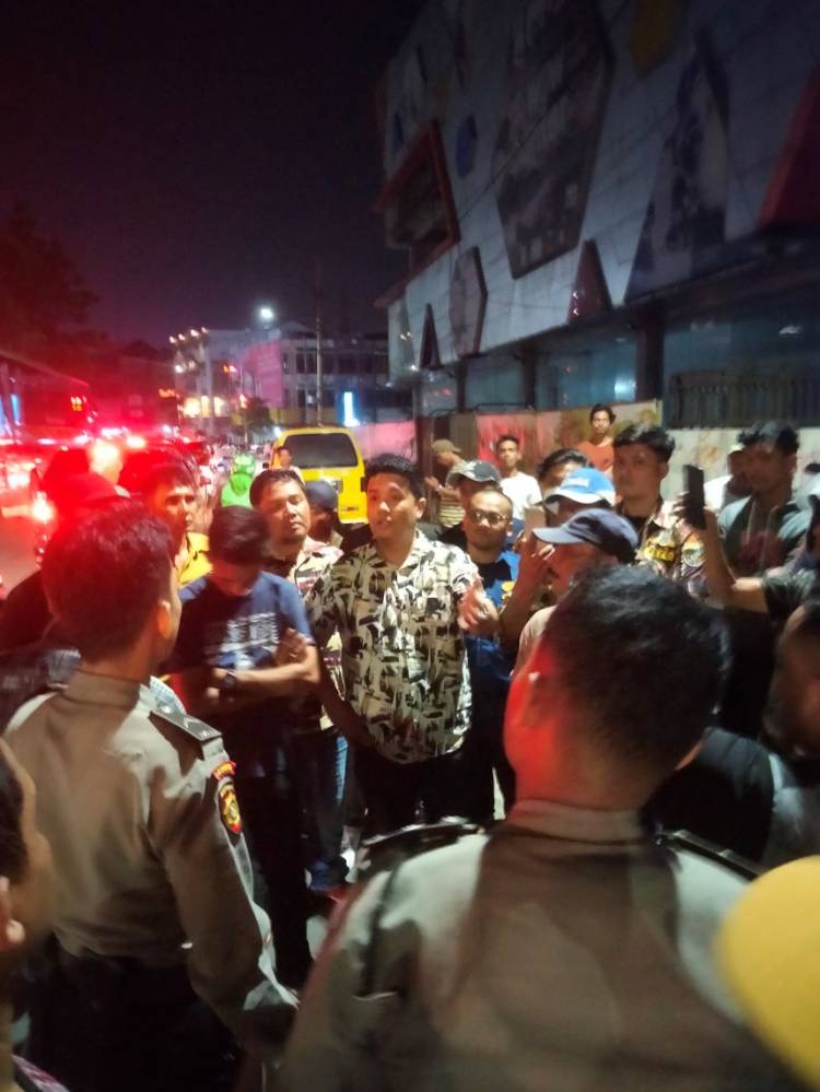 Buntut Penyekapan, Ratusan Massa FKPPI Medan Geruduk Tempat Hiburan Malam