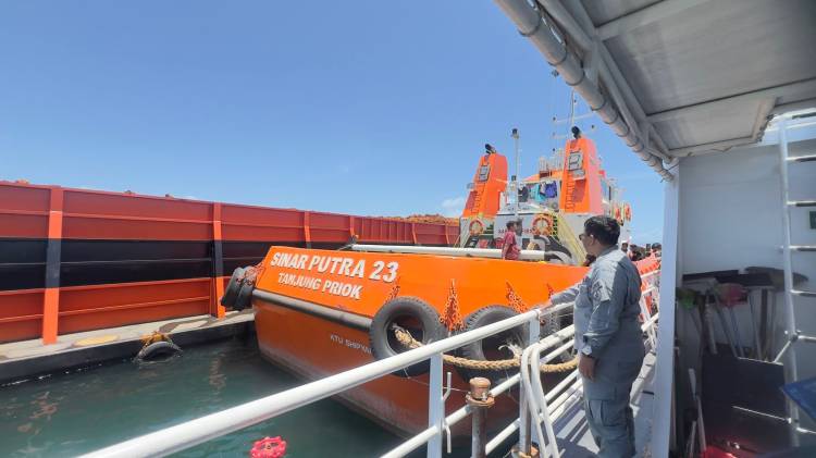 Bakamla RI Tangkap Kapal Bermuatan Nikel di Perairan Sulawesi Tenggara