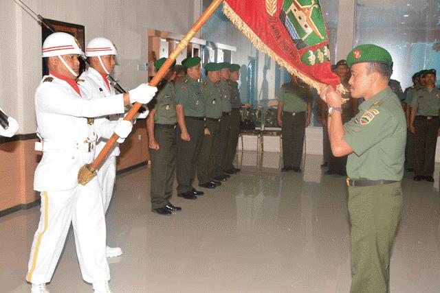 Danrem 033/WP Brigjen TNI Fachri Memimpin Tradisi Pindah dan Masuk Satuan