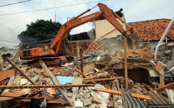 Penggusuran Rumah Warga di Jalan Ampera Sudah Berjalan Kondusif