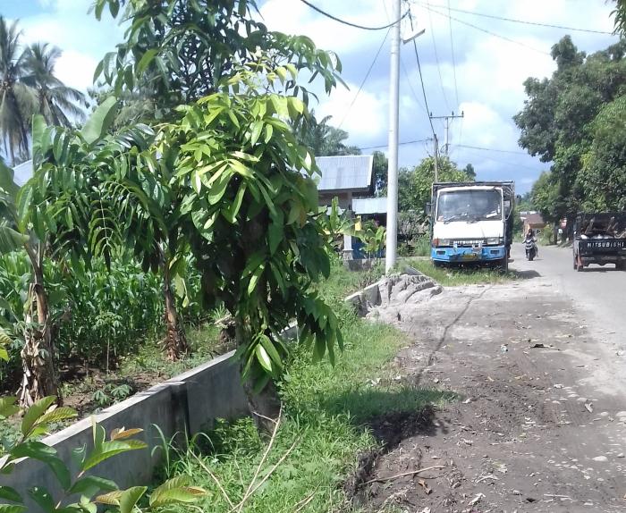 Parit Tersumbat Lurah Binjai Estate Tutup Mata