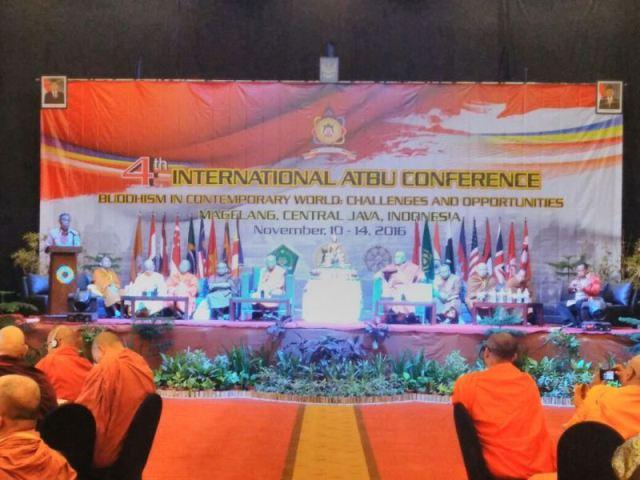 Sekjen Kemenag Resmikan Program 100 Doktor Pendidikan Agama Buddha