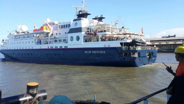Kapal Pesiar MS Silver Discoverer Singgahi Belawan