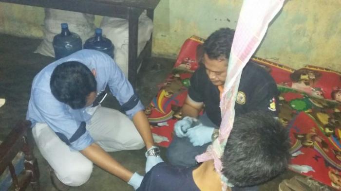 Mabok dan Cekcok sama Istri, Pria Ini Tewas Gantung Diri