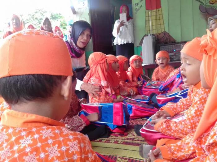 Hj Iriana Joko Widodo Kunjungi Dua PAUD di Deli Serdang
