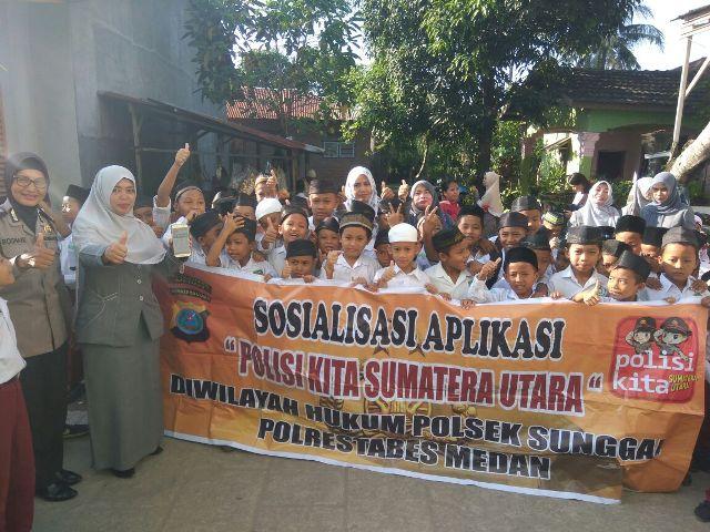 Aiptu Rosnani Jadi Pembina Upacara di SD Yayasan Pondok Almuslim