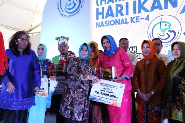 Kudapan Coki Nuget Antarkan Sumut Juara I Lomba Masak Serba Ikan Nasional