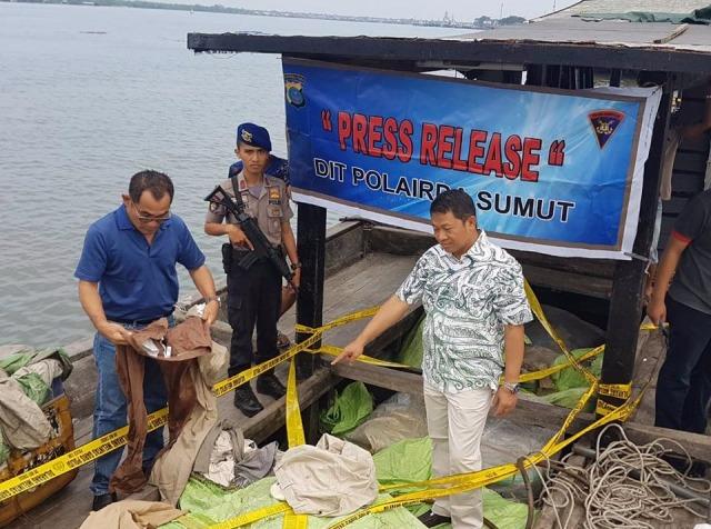 2 Kapal Pengangkut Pakaian Bekas dari Malaysia Diamankan Ditpolair Poldasu 