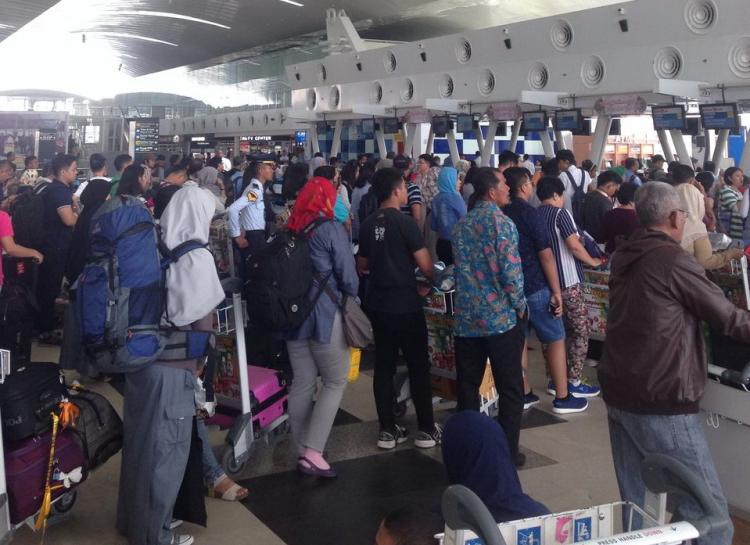 Dampak Letusan Gunung Agung, Penerbangan Tujuan ke Bali Dibatalkan