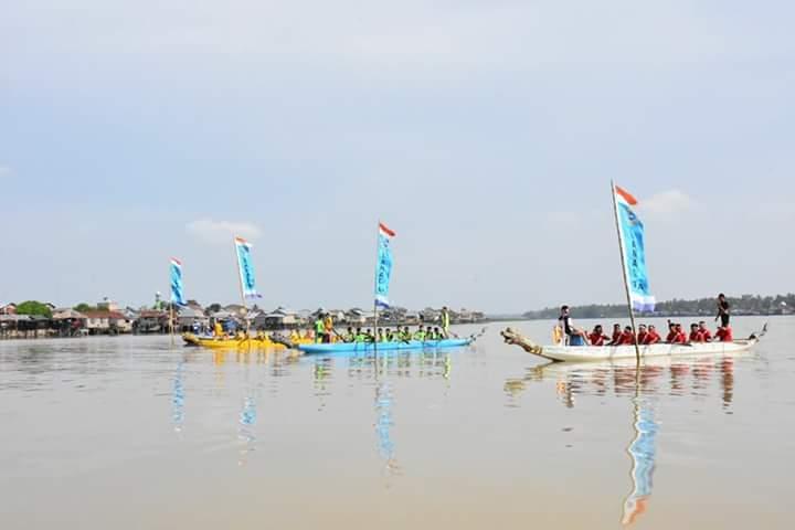 TNI AL Gelar Lomba Dayung Perahu Naga Tingkat SMA se-Kota Tanjungbalai