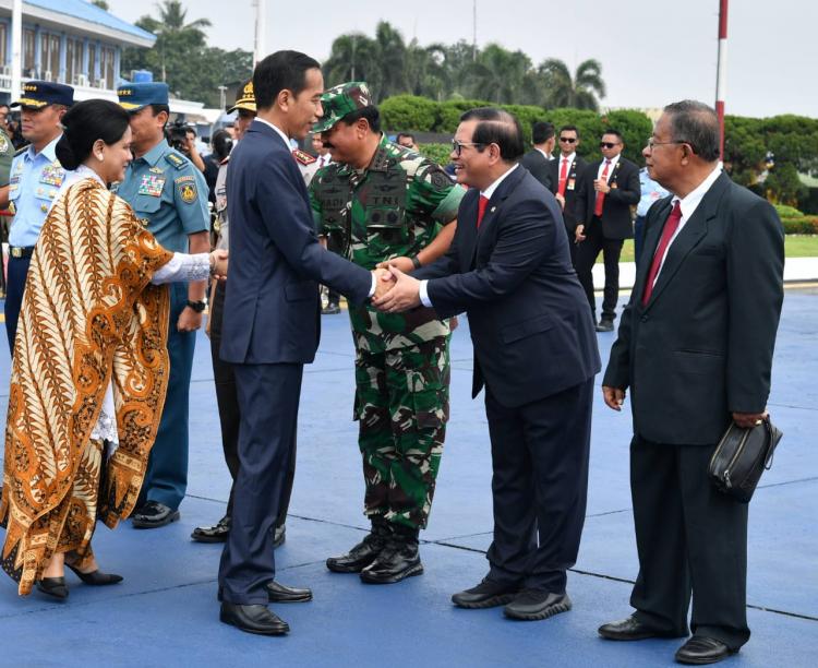 Tinggalkan Jakarta, Presiden Jokowi Mulai Lawatan ke Singapura dan PNG