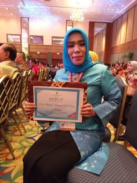 Berinovasi, Disdik Deli Serdang Raih Top Ten Favorite Exhibitor International Publik Service