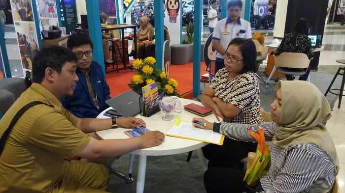 Buka Pelayanan di Mall, DPMPTSP Provinsi DKI Jakarta Komitmen Teruskan Semangat KORPRI