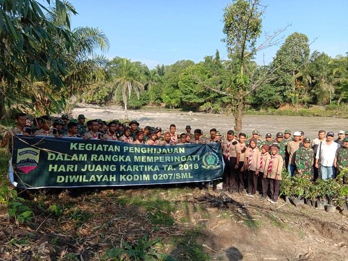 Sambut Hari Juang Kartika, Kodim 0207/Simalungun Lakukan Penghijauan di Sungai Bah Bolon