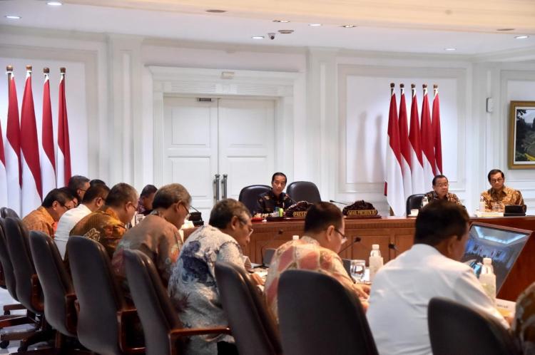 Presiden Jokowi Minta Pembangunan Rumah Bagi ASN Dipercepat