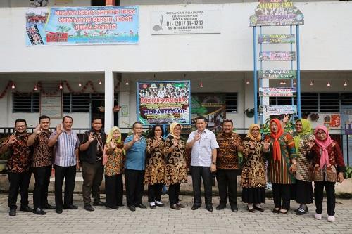 SD Negeri di Belawan Komitmen Bimbing Karakter Anak Peduli Sampah dan Kebersihan