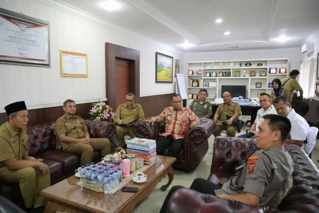 Plt Walikota Medan Silaturahmi dengan Kapolrestabes Medan