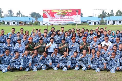 Plt Walikota Medan Mengukuhkan 120 Kader Bela Negara Kota Medan