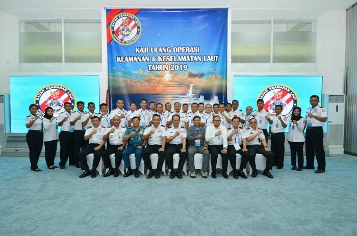 Bakamla RI Kaji Ulang Operasi Keamanan dan Keselamatan Laut Tahun 2019