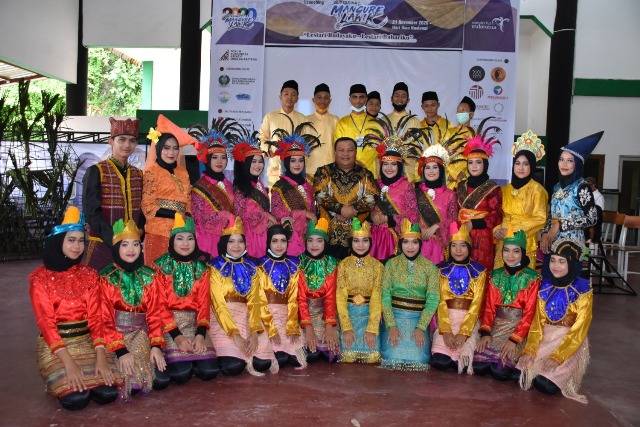 Walikota Sibolga Apresiasi Festival Mangure Lawik Buah Karya FKK-ST
