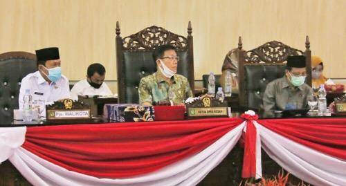 Paripurna APBD 2021, Pemko Medan Diminta Tidak Lengah Awasi Penyebaran Covid-19