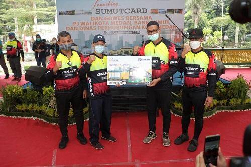 Peluncuran Sumutcard, Pjs Wali Kota Medan dan Dirut Bank Sumut Resmikan Kartu e-Money sebagai Alat Pembayaran Bus Trans Metro Deli