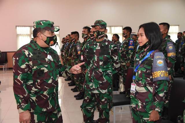Aster Panglima TNI Buka Penataran Puanter Apkowil TNI TA 2020 di Padalarang Bandung