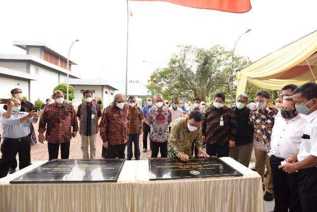 Rektor Resmikan Paviliun Eksekutif Sibayak dan Ruang Isolasi Covid-19 RS USU