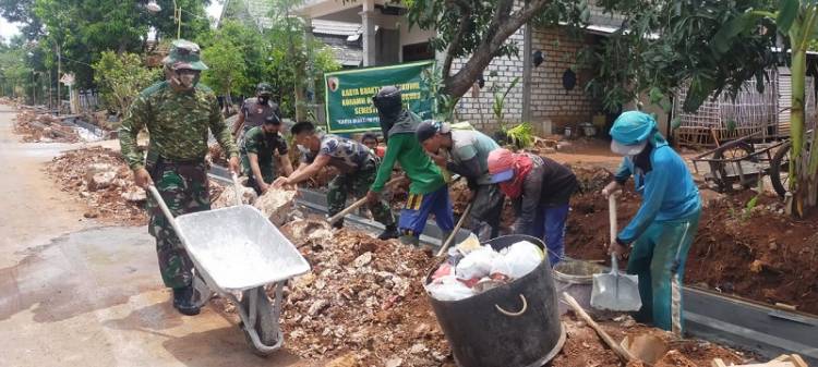Antisipasi Banjir, Koramil Solokuro Mulai Bangun Saluran Irigasi