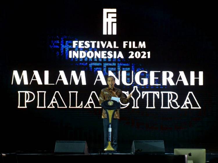 Hadiri Malam Anugerah Piala Citra FFI 2021, Presiden Bangga Sineas Indonesia Menangi Festival Film Dunia