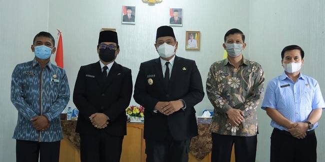 Kepada Direktur RSUD Sidikalang yang Baru, Bupati : Percepat Pembenahan di RSUD Kita