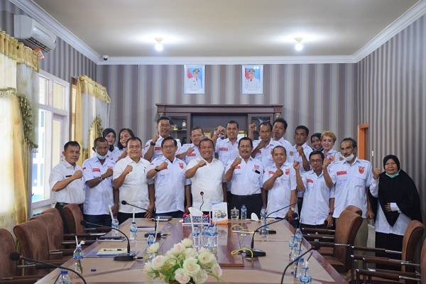 Terima Audiensi KMDT, Wali Kota Sibolga Paparkan Rencana Bangun Camping Ground dan Semi Mall