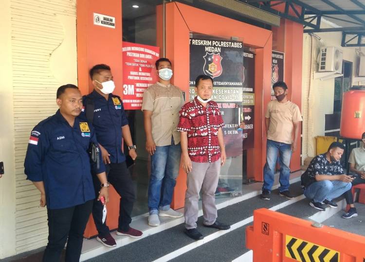 Kasus Pencemaran Nama Baik, PBH Peradi Deli Serdang Geruduk Polrestabes Medan