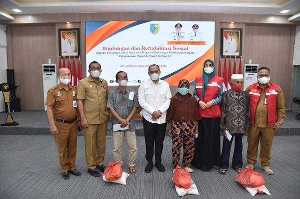 Pemkab Batu Bara Beri Bimbingan dan Rehabilitasi Sosial Serta Program Pendidikan A, B dan C