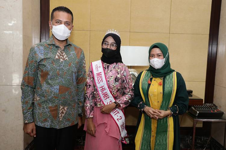 Terima Kunjungan Putri Cilik dan Kontestan Miss Hijab Indonesia, Wagub: Pemuda Sumut Mampu Bersaing