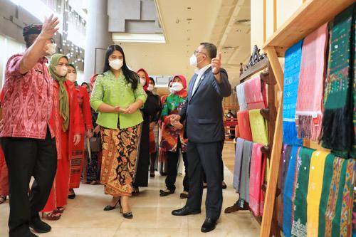 Kahiyang Ayu Berharap UMKM Kota Medan Dapat Berkembang dan Naik Kelas