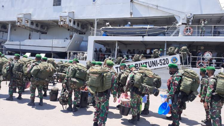 900 Personel Satgas Pamtas RI-PNG Yonif 122/TS dan Yonif 611/AWL Purna Tugas