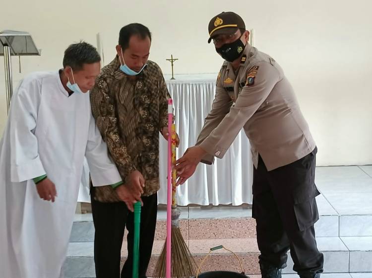 Program Rutin Setiap Minggu, Polres Asahan Gelar Komidamas di Gereja
