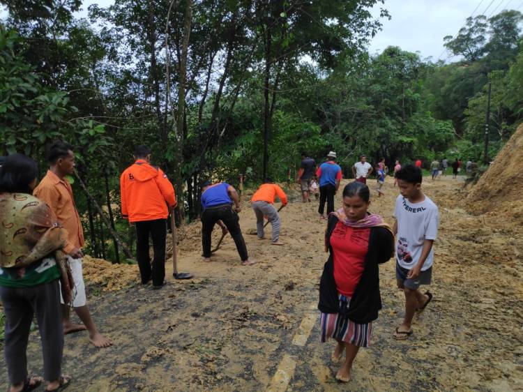Pascalongsor, Jalan Nasional Kabupaten Tapanuli Tengah Kembali dapat Dilalui Kendaraan