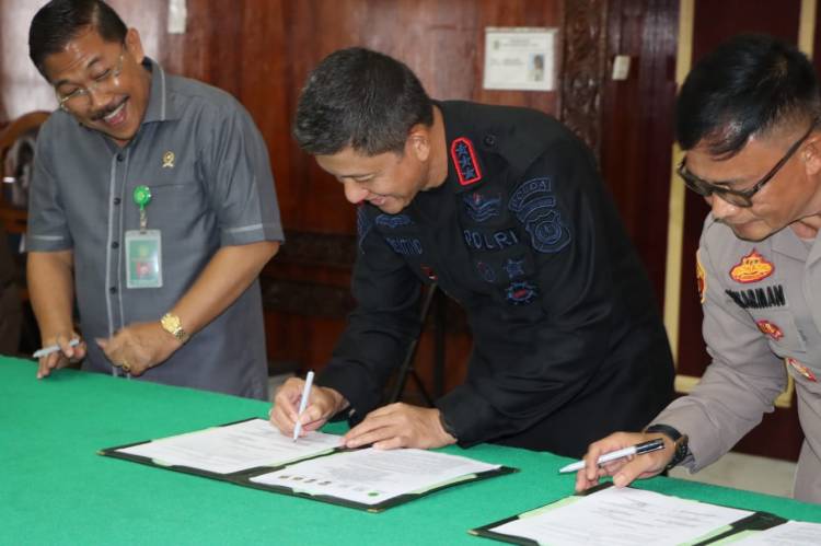  Kapolrestabes Medan Hadiri Penandatanganan Perjanjian Kerjasama Aplikasi E-Berpadu