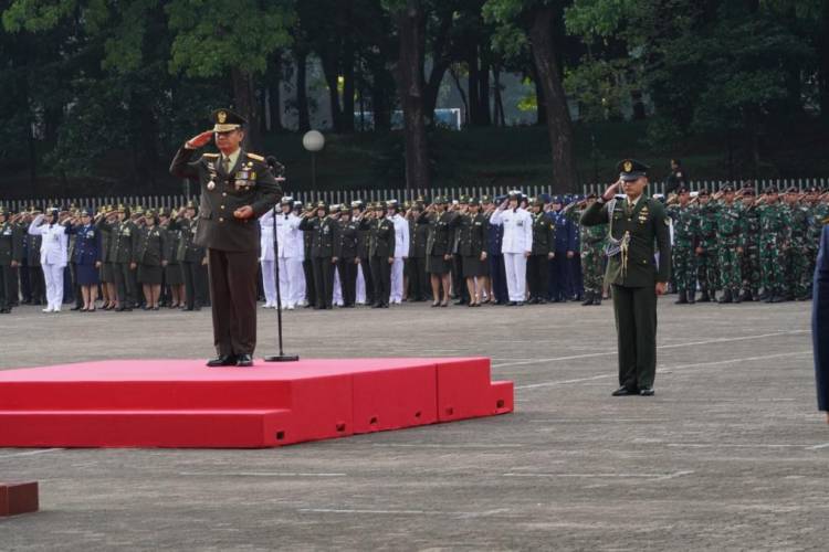  Mabes TNI Gelar Upacara Hari Pahlawan