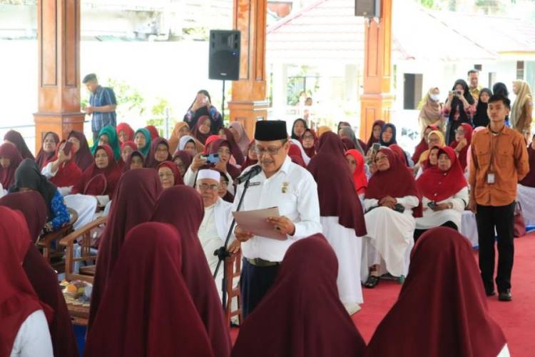 Pelantikan Pengurus Lembaga Pemberdayaan Perempuan Lanjut Usia Kota Binjai Periode 2023-2027