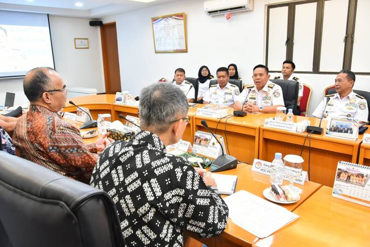 Kepala Bakamla RI Kunjungi KJRI Davao City Filipina