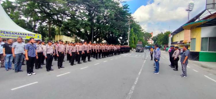Polrestabes Medan Kawal Laga PSMS Vs Sada Sumut di Stadion Teladan Medan