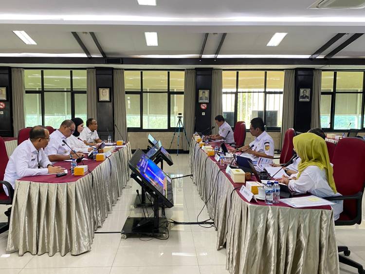 Evaluasi Kinerja Triwulan III, Pj Bupati Langkat Siap Sukseskan Pilkada dan Fokus Peningkatan Pelayanan Kesehatan